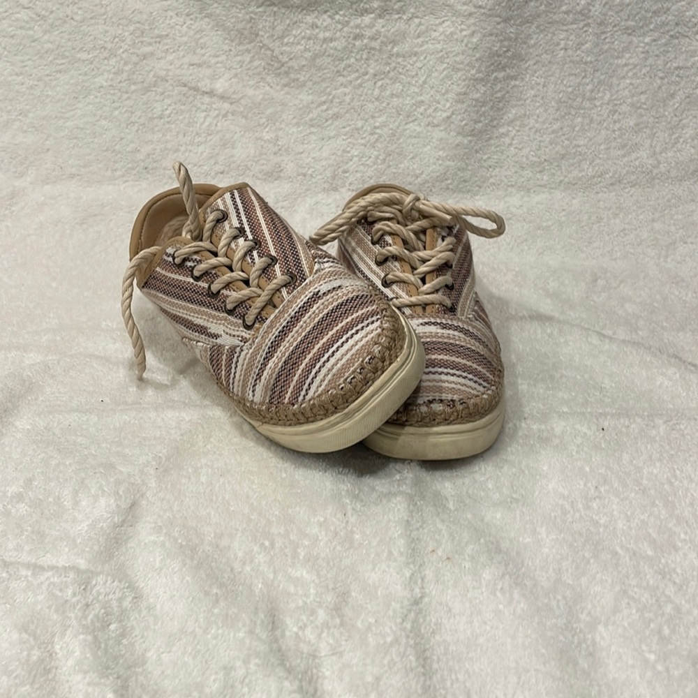 UGG sneakers
